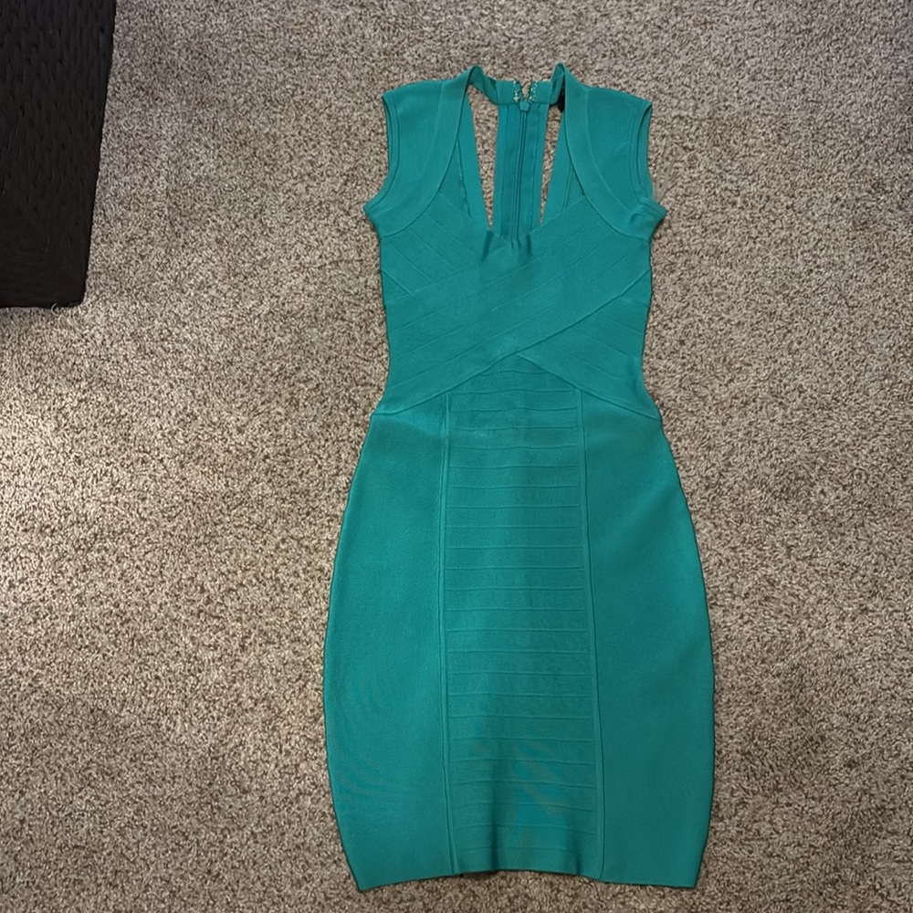 Guess By Marciano Bodycon Dress size XS, worn twice in excellent condition.